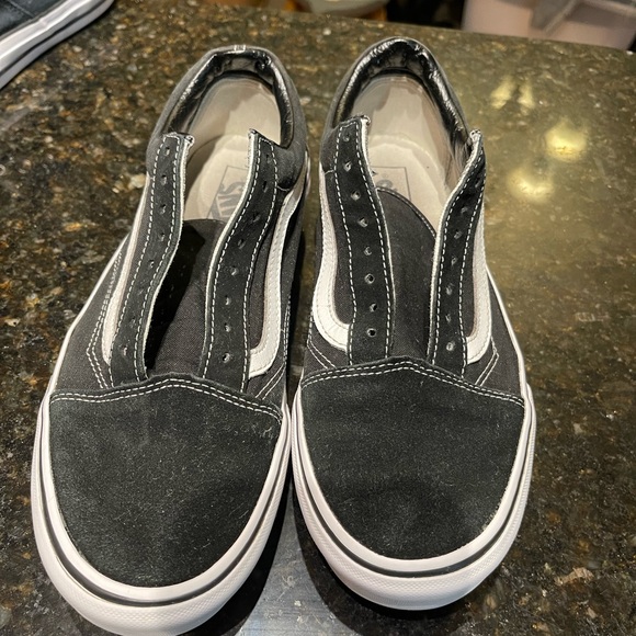 MENS SIZE 8.5–WOMENS SIZE 10.      Vans Old Skool Playform Sneaker - Picture 5 of 6